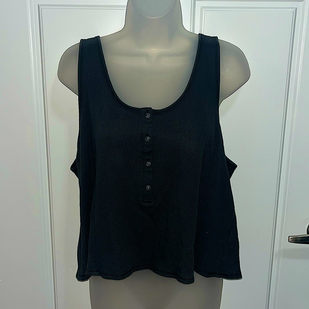 ***LAST CHANCE***Old Navy Gray Waffle Knit Cropped Tank